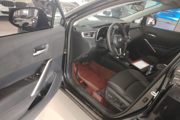 Used Toyota FRONTLANDER 2024 2.0L CVT Luxury Edition
