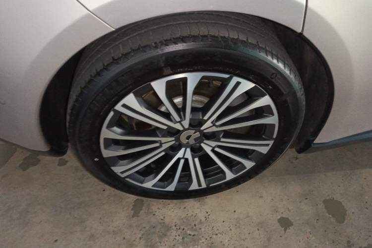 Used Nio ET5T 2023 75 kWh Touring