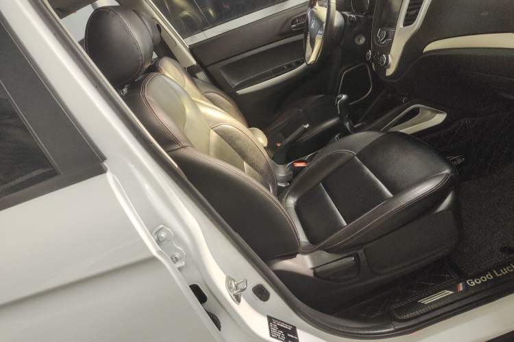 Used Changan CS35 2016 1.6L Manual Luxury Model China IV Standard
