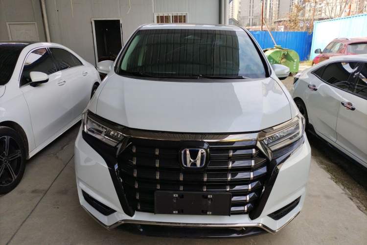 Used Honda Elysion 2024 2.0L eHEV Luxury Edition
