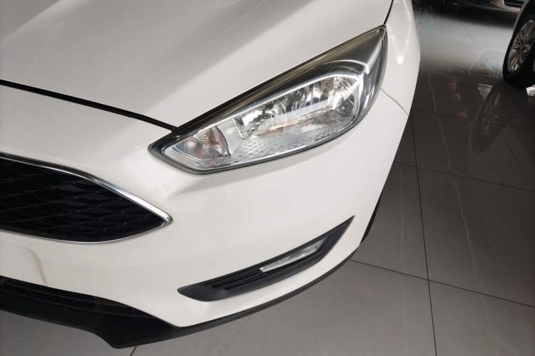 Used Ford Focus 2015 Hatchback 1.6L Automatic Comfort Model
