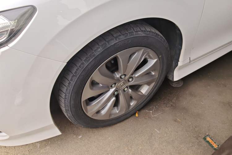 Used Honda Jade 2017 1.8L automatic Comfort version 5 seats
