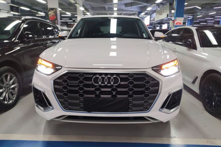 Used Audi Q5L 2024 40 TFSI Fashion Dynamic Model