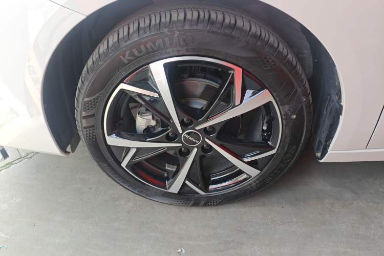 Used Roewe i5 2023 1.5L CVT Luxury Edition