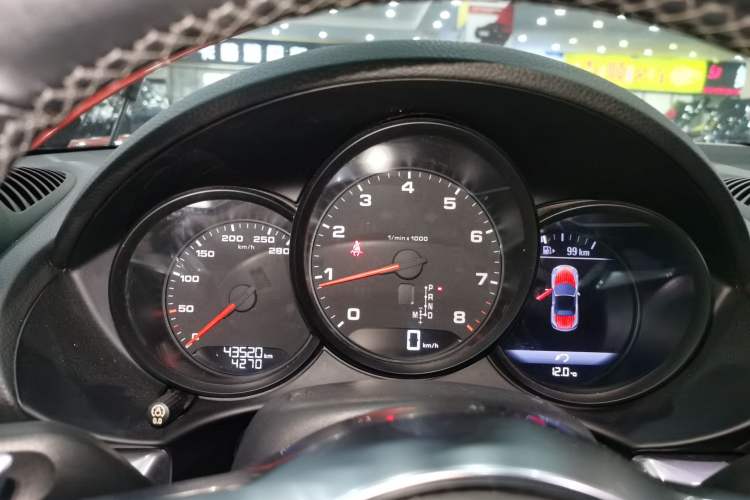 Used Porsche 718 2018 Boxster 2.0T
