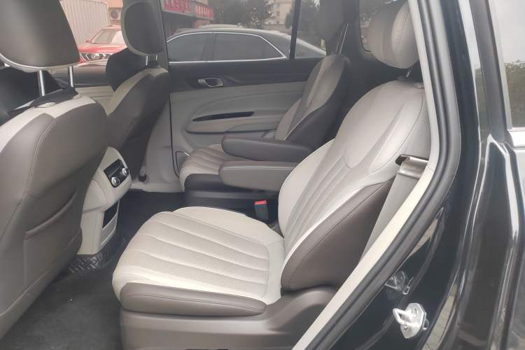 Used Ford Equator 2023 EcoBoost 225 Premier PLUS 7-Seater (2/2/3)
