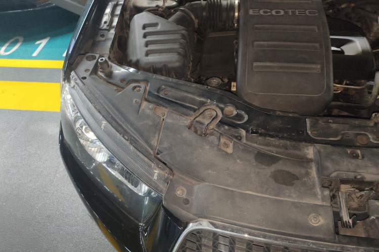 Used Chevrolet Captiva 2014 2.4L 4x4 Flagship Edition 7 Seats
