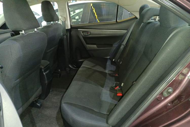 Used Toyota Levin 2017 Revised Dual-Engine 1.8H GS E-CVT Elite Sunroof Version China V Standard
