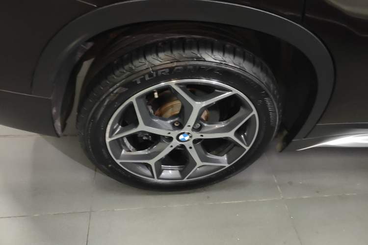 Used BMW X1 2016 sDrive18Li Luxury Model
