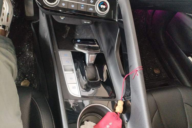 Used Hyundai Elantra 2021 1.5L CVT GLX Elite Edition
