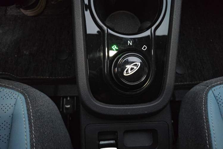 Used Chery Little Ant 2022 Restyled Version Sweet Pink Edition Half-Sugar Version 28.8 kWh 30 kW 301 km
