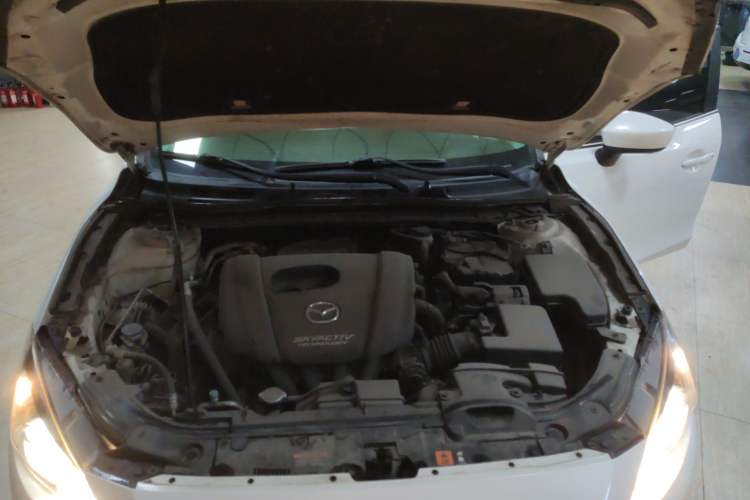 Used Mazda Mazda 3 Axela 2016 Sedan 1.5L Automatic Comfort Model