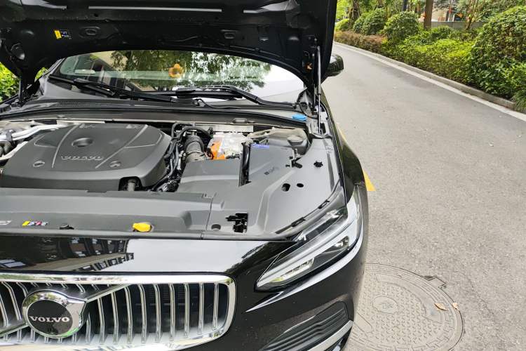 Used Volvo S90 New Energy 2024 Plug-in Hybrid Four-Wheel Drive Long-Range Luxury Smart Edition
