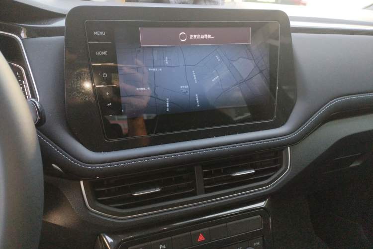 Used Volkswagen Tharu 
