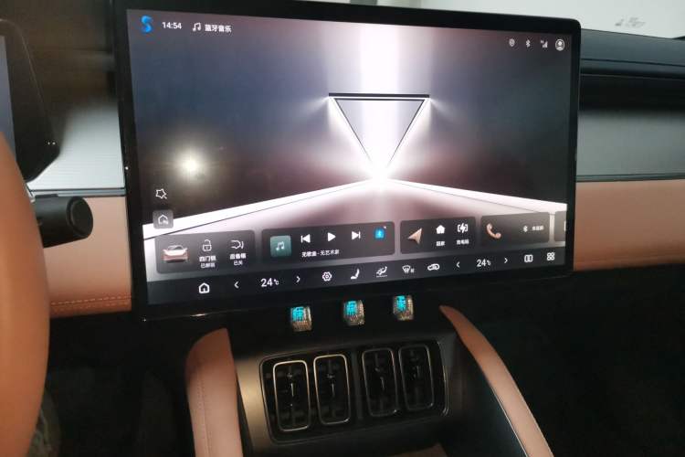 Used BYD Song L EV 2025 Intelligent Driving Version 662 km LiDAR Excellence Edition
