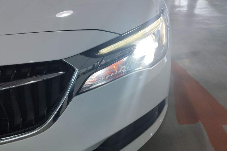 Used Buick GL6 2019 18T 6-Seater Connected Luxury Version China VI Standard