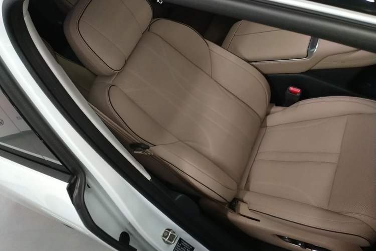 Used XPeng X9 2025 740 Ultra-Long Range Max