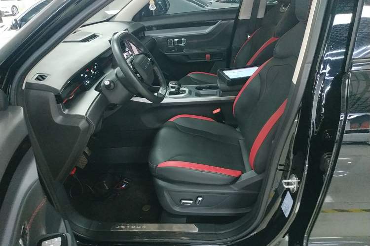 Used JETOUR Dashing 2024 1.5T DCT Longteng Edition PRO
