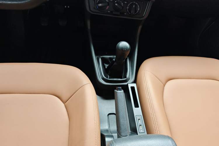 Used Volkswagen Santana 2018 1.5L Manual Fashion Edition