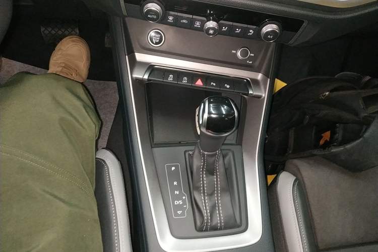 Used Audi Q3 2022 35 TFSI Fashion Dynamic Model
