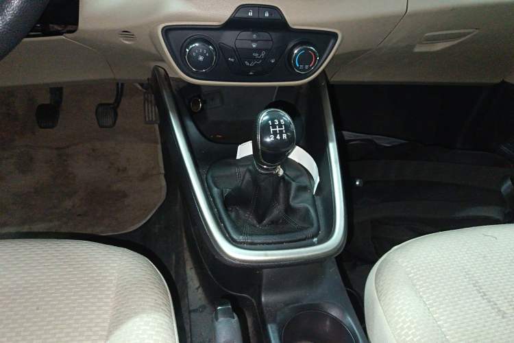 Used Ford Escort 2017 Revised Version 1.5L Manual Comfort Edition
