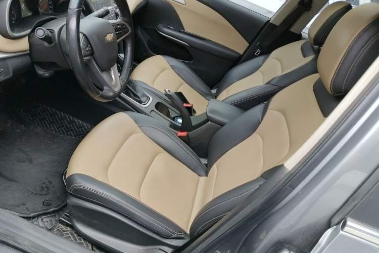 Used Chevrolet Monza 2022 320 Automatic Enjoyment Sunroof Version
