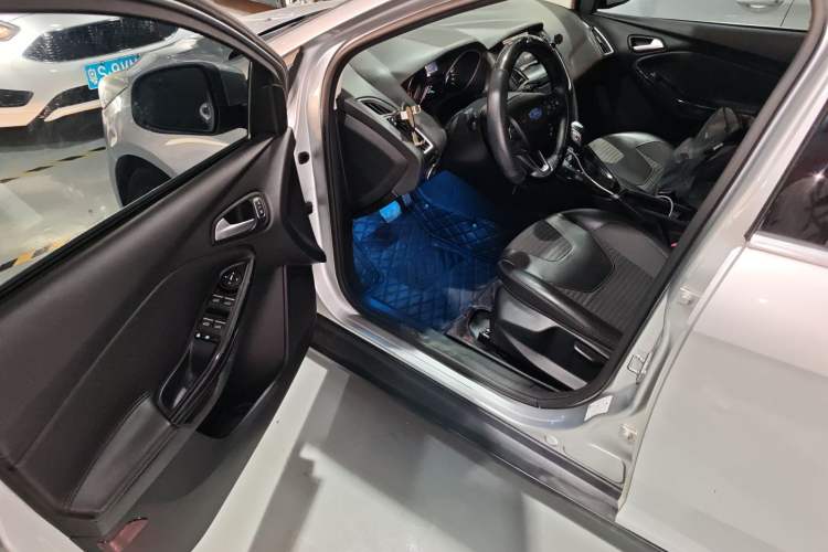 Used Ford Focus 2015 Hatchback EcoBoost 180 Automatic Elite Model
