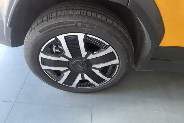 Used  03 2024 501km Four-wheel Drive Long-Range Advanced Version
