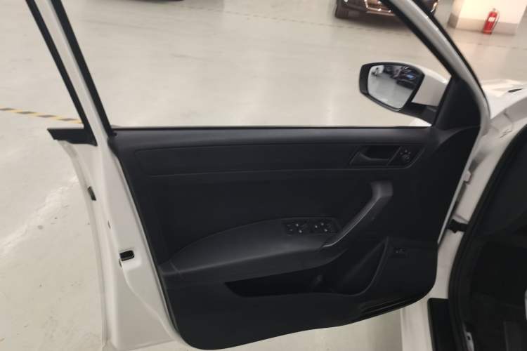 Used Volkswagen Santana 2018 1.5L Automatic Fashion Edition
