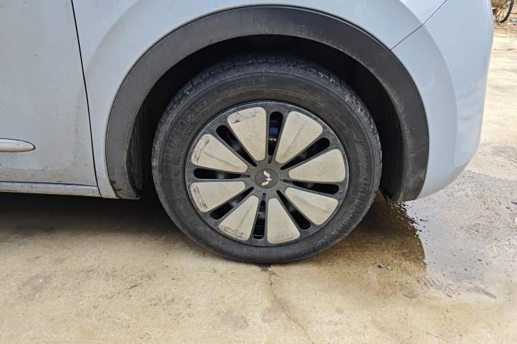 Used Wuling Bingo 2023 410 km Lingxi Deluxe Edition
