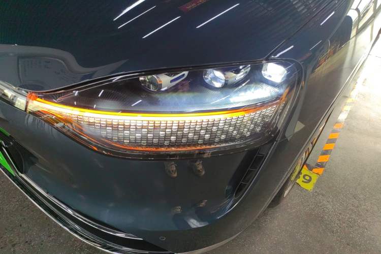 Used Hima AITO M9 2024 Range-Extended Ultra Version 42 kWh 6-Seater Model
