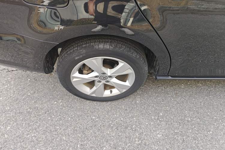 Used Volkswagen Bora 2015 Value Edition 1.6L Automatic Fashion Version