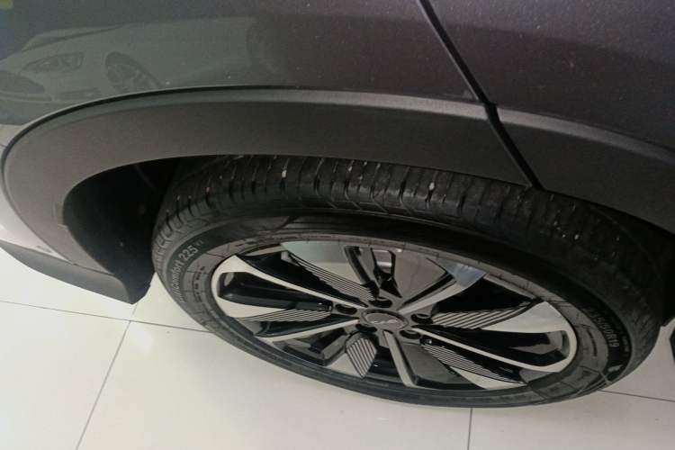 Used BYD Song PLUS New Energy 2025 EV Smart Drive Edition 605km Flagship Model
