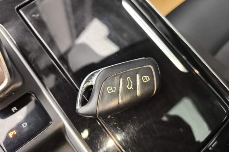 Used Roewe i6 MAX New Energy 2023 EV 420 Skyroof Special Edition
