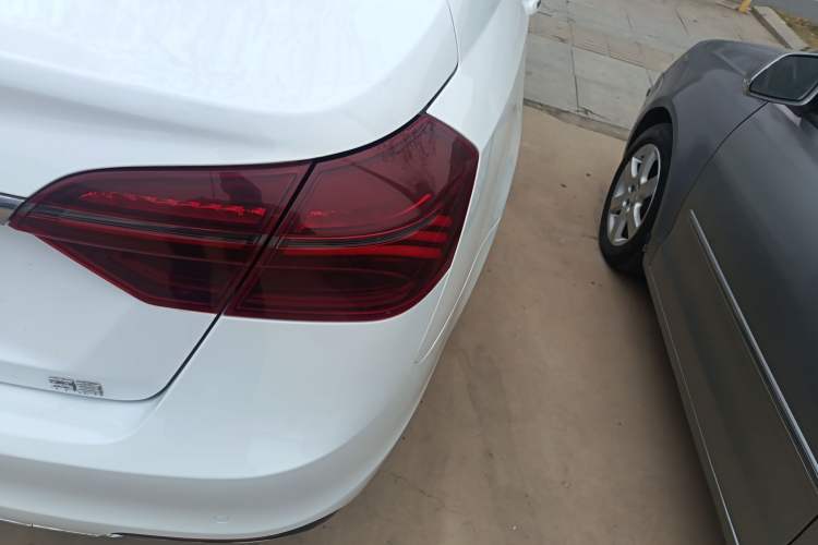 Used Geely Auto Emgrand 2020 1.5L CVT Upward Version
