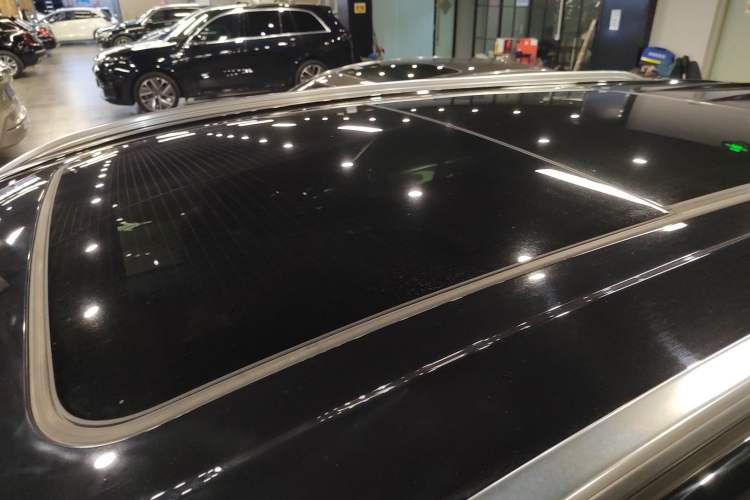 Used Lincoln Aviator 2021 3.0T V6 All-Wheel-Drive Executive Edition
