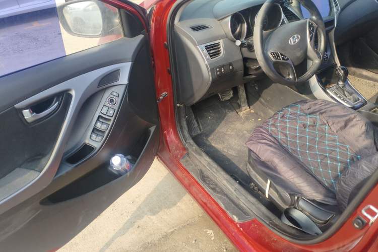 Used Hyundai Elantra (5th Generation / Langdong) 2015 1.6L Automatic Luxury Model