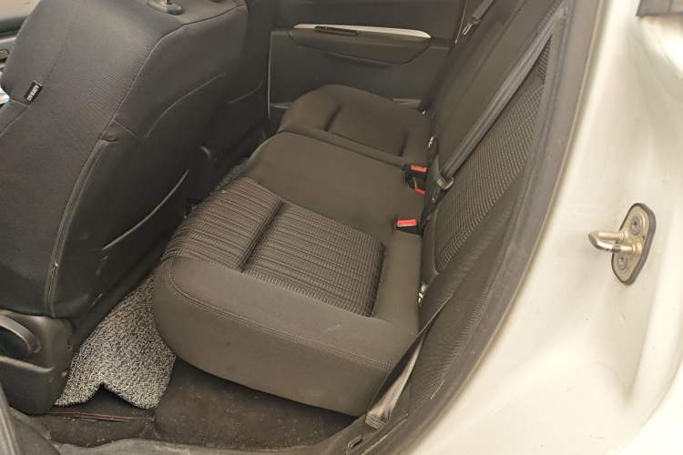 Used Peugeot 3008 2018 2.0L Automatic Classic Edition
