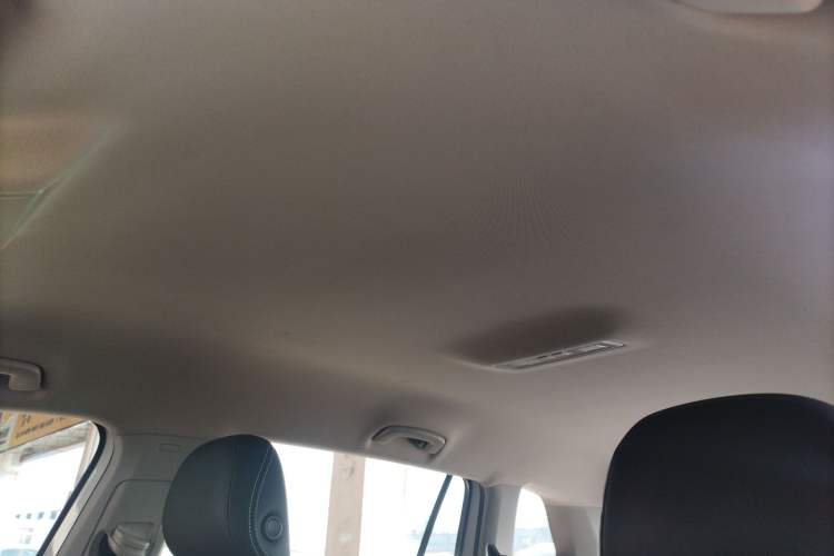 Used Volkswagen Tiguan L 2018 280TSI Automatic Two-Wheel Drive Comfort Edition
