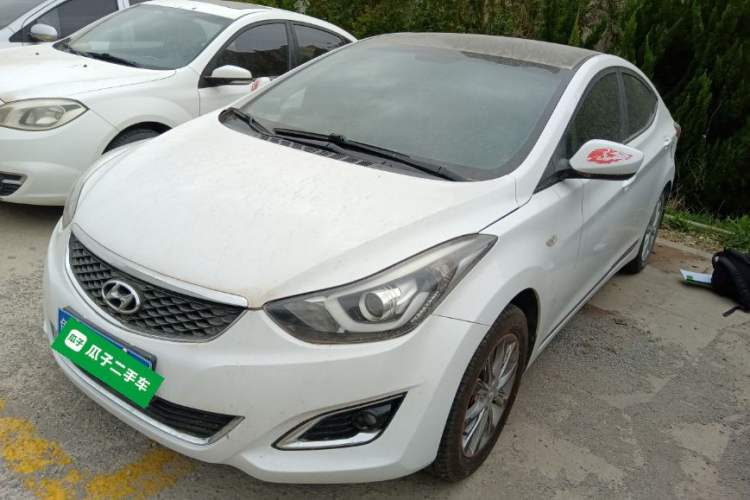 Used Hyundai Elantra 2016 1.6L Manual Fashion Edition
