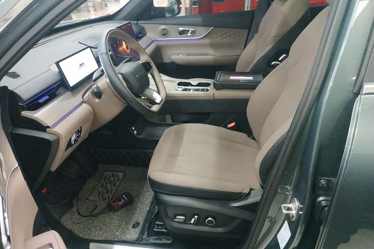 Used Chery Fengyun T8 2025 1.5T 130km Deluxe Version 5 Seats
