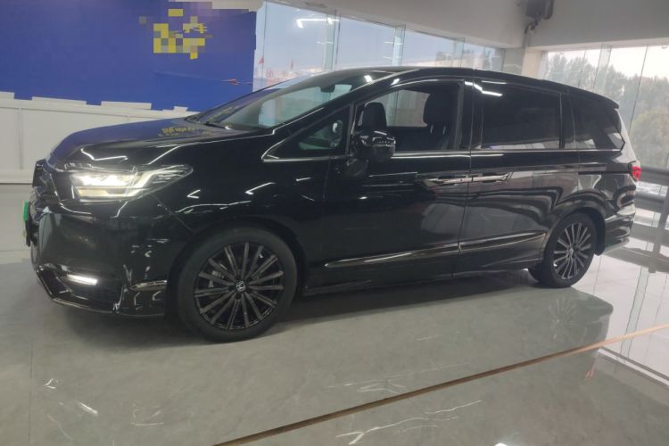 Used Honda Elysion 2024 2.0L eHEV Luxury Edition
