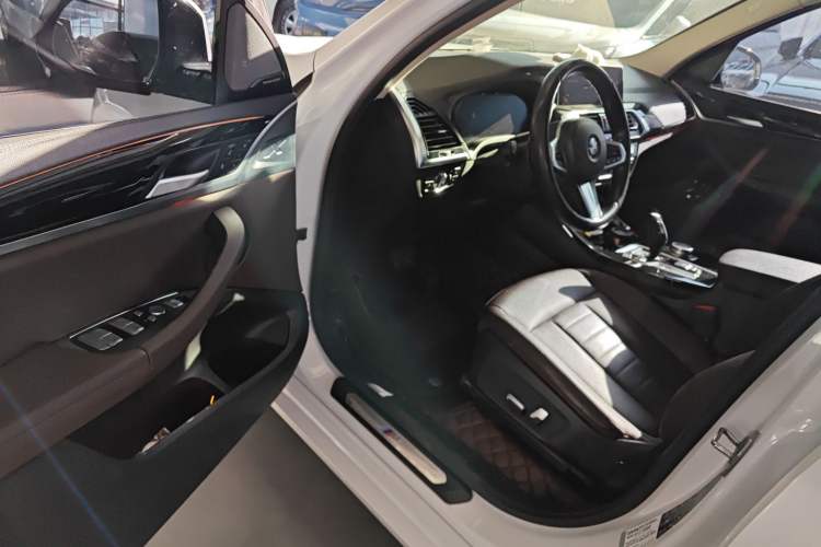 Used BMW X3 2020 xDrive25i M Sport Package
