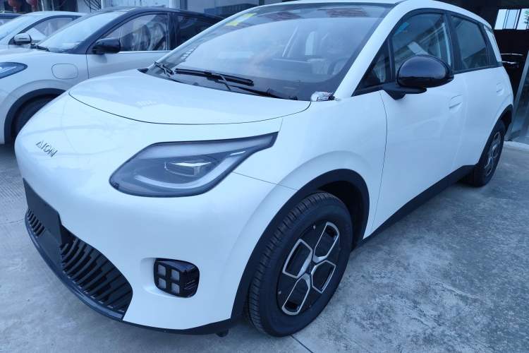 Used AION UT 2025 330 Starlight Edition
