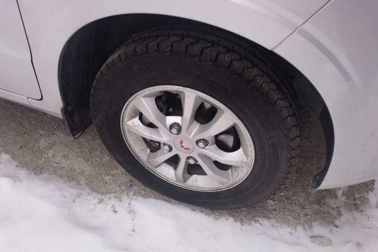 Used Wuling Hongguang V 2022 1.5L Enjoy Edition Hydraulic Power Steering LAR
