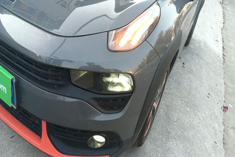 Used Lynk & Co 02 2018 1.5T DCT Two-Wheel Drive Zhaopu Version China V Standard
