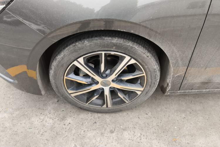 Used Geely Auto Emgrand 2022 4th Generation 1.5L CVT Flagship Model
