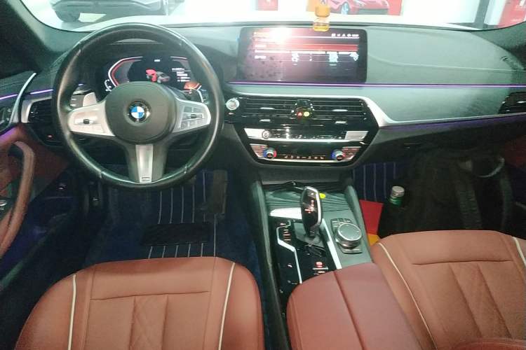 Used BMW 5 Series 2023 530Li Leading Model M Sport Package
