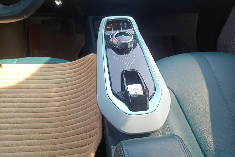 Used Oshan Benni E-Star 2022 Qingxin Edition Colorful Model Lithium Iron Phosphate
