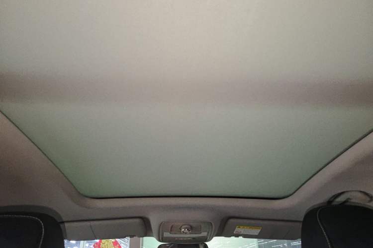 Used Roewe RX5 2019 20T Two-Wheel Drive Automatic 4G Connected Platinum Edition
